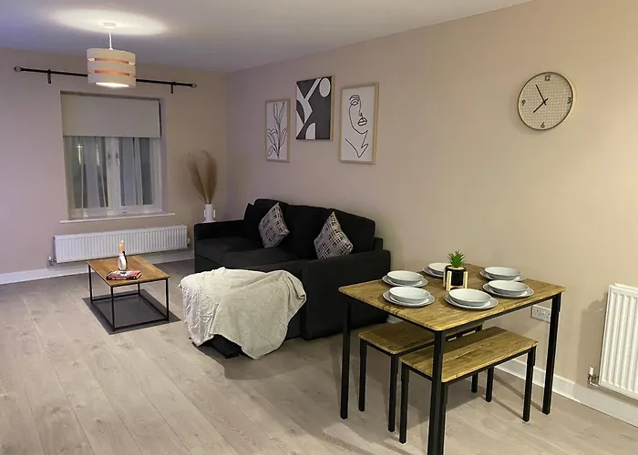 Crawley 2Bed Apartament Close To Gatwick Airport