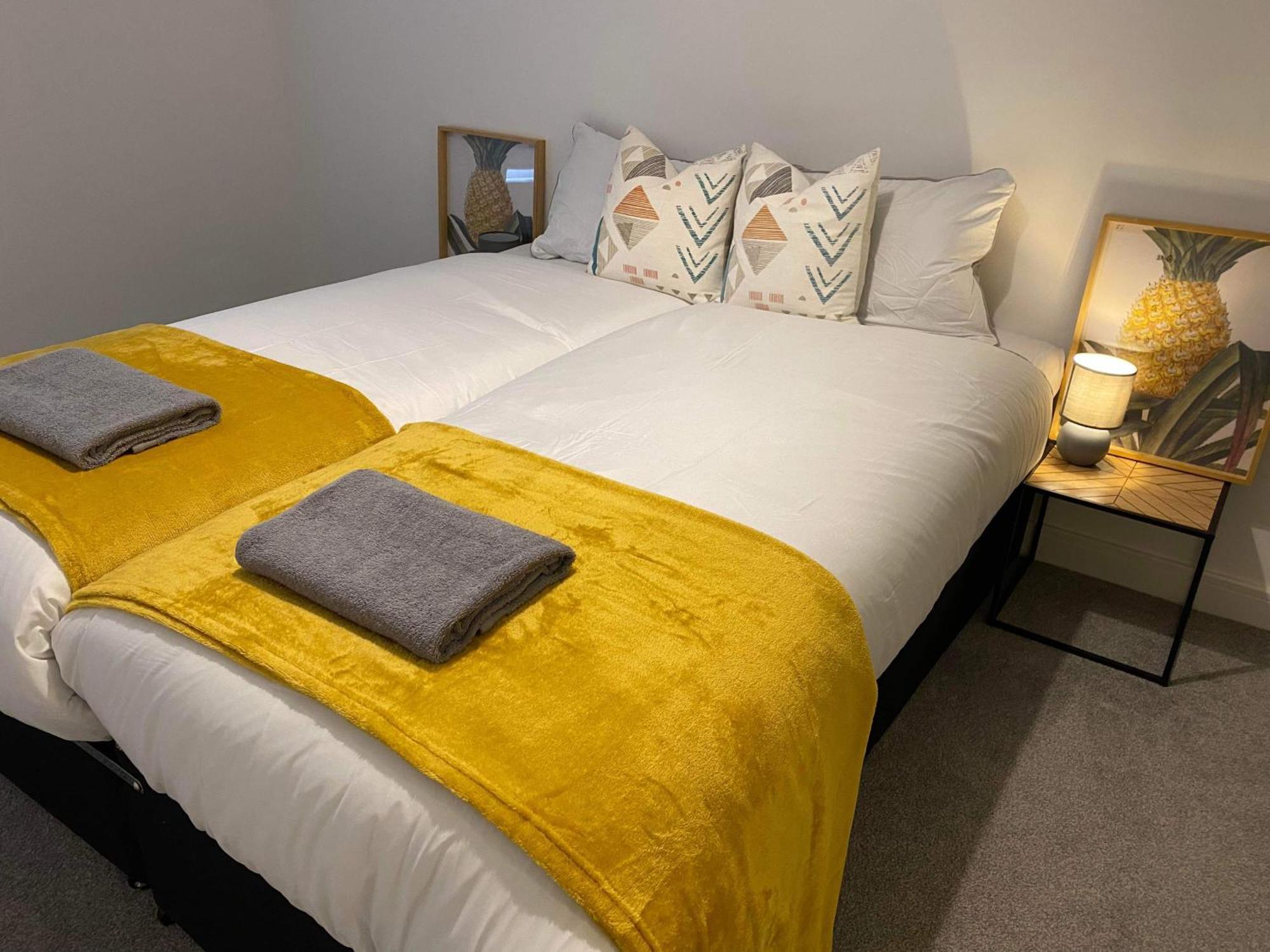 Crawley 2bed Close To Gatwick Airport Copthorne (West Sussex)