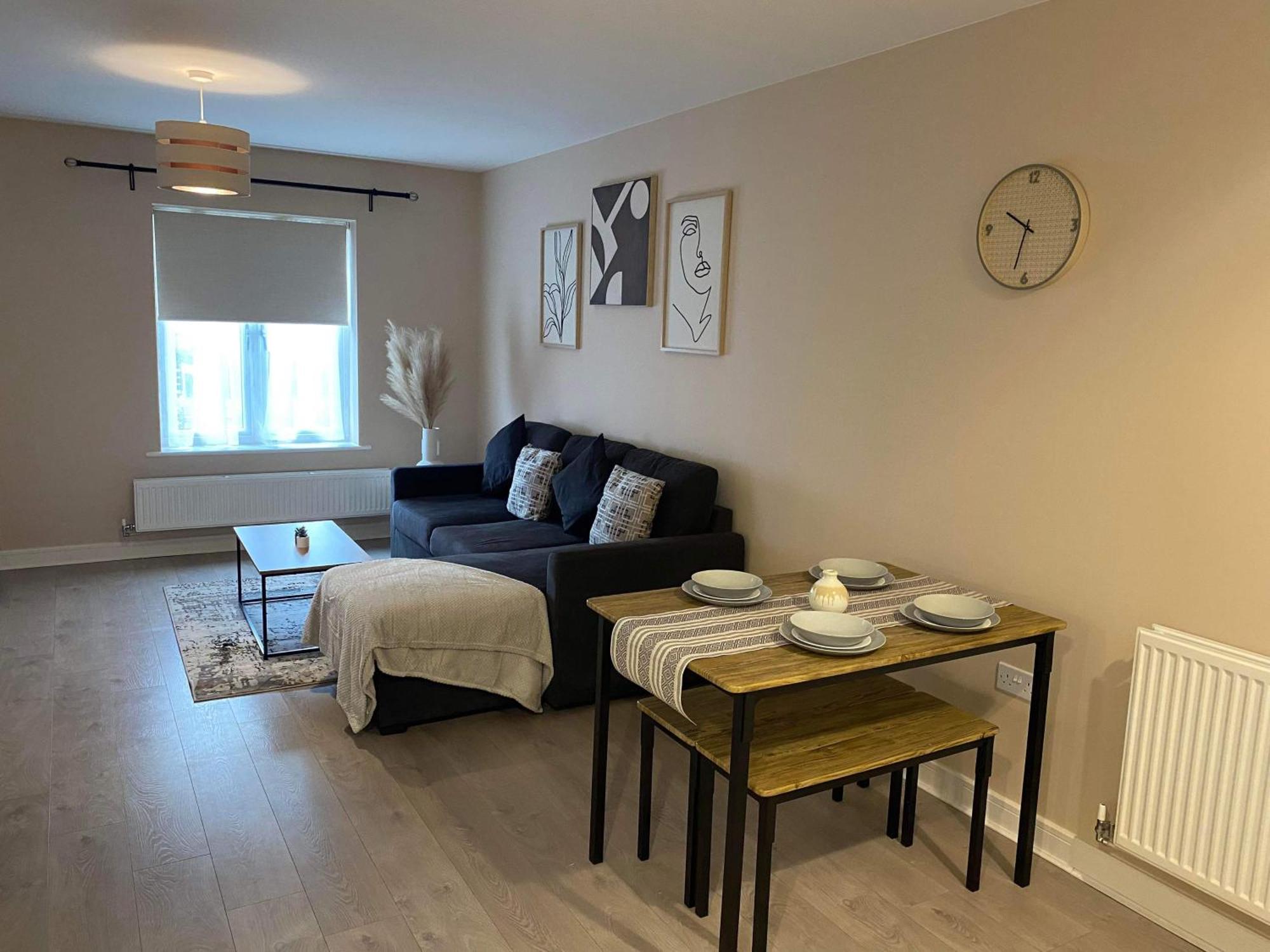 Crawley 2bed Close To Gatwick Airport Апартаменты Copthorne (West Sussex)
